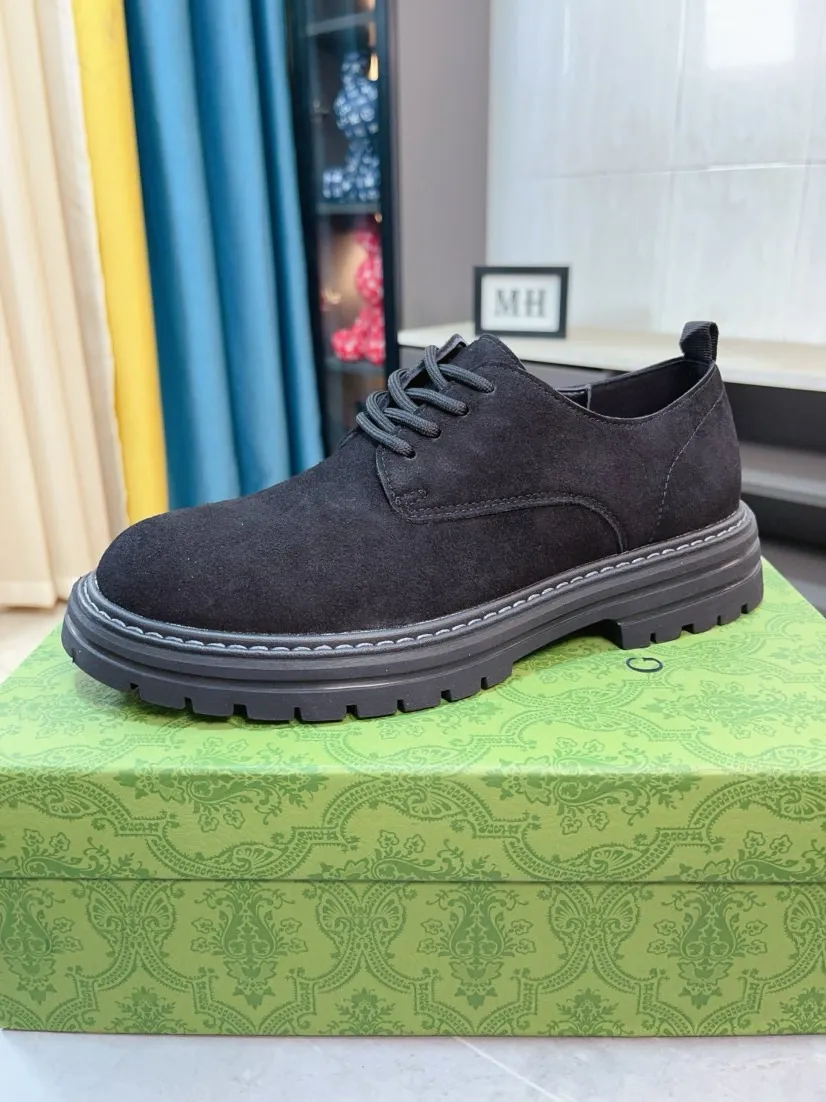 Men's shoes 💰500🌸🌸 (GUCCI) [can be made without label] G's new business boots are full-layer calfskin embossed with classic diamond pattern craftsmanship. They are high-end and classy, ​​versatile and have a full three-dimensional feel. They use raw rubber non-slip outsole. If you look closely, you will be addicted to the leather. You can't extricate yourself ~ the best on the market.          Fabric: Cowhide/Embossed Lining: Cowhide.          Please make a note when placing an order, size: 38-44 (37, 45, 46 can be customized and cannot be returned or exchanged)
